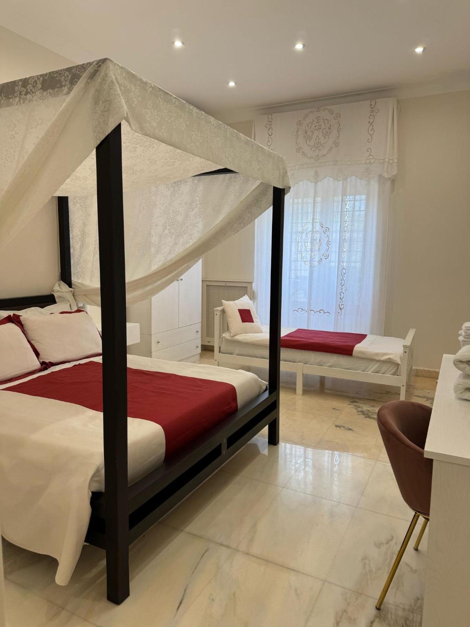 Bernini House Affittacamere Napoli