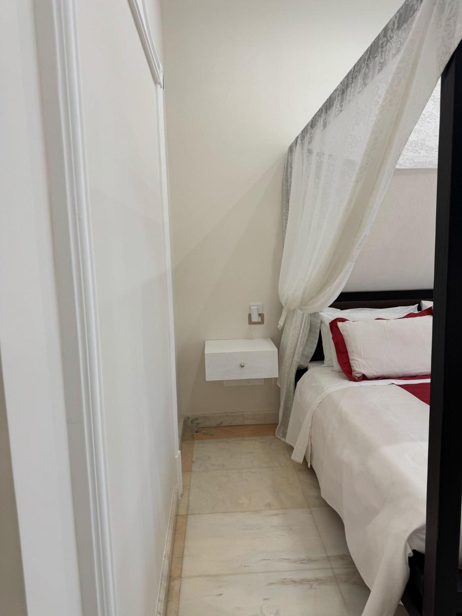 Affittacamere Bernini House *